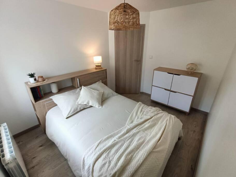 Superbe Appartement Neuf Et Cosy 77 M2 Villers-le-Lac Exterior photo
