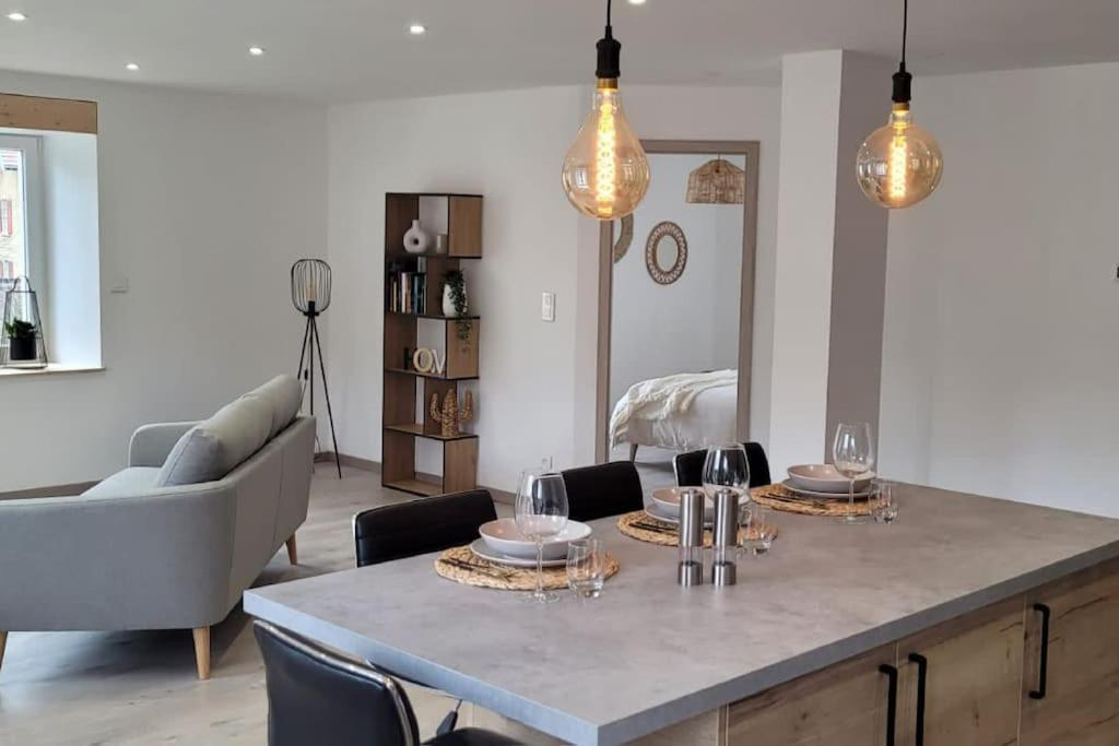 Superbe Appartement Neuf Et Cosy 77 M2 Villers-le-Lac Exterior photo